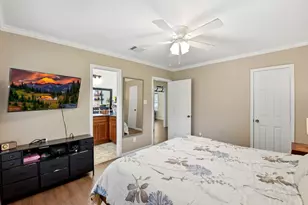 121 Tarpon Ave, Galveston, TX 77550 - Photo 11