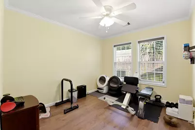 121 Tarpon Avenue, Galveston, TX 77550 - Photo 17
