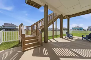18705 Warrior Rd, Galveston, TX 77554 - Photo 27