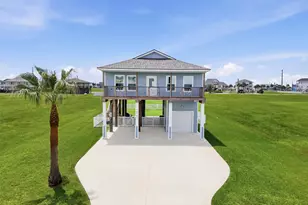18705 Warrior Rd, Galveston, TX 77554 - Photo 5
