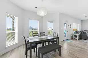 18705 Warrior Rd, Galveston, TX 77554 - Photo 11