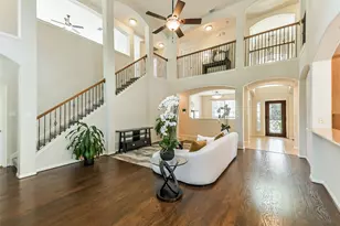 8718 Rolling Rapids Rd, Humble, TX 77346 - Photo 11
