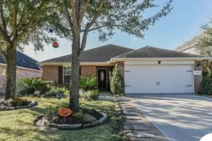 25223 Kelton Hills Ln, Richmond, TX 77406 - Photo 1