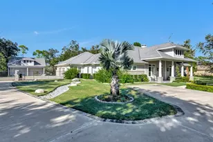 400 Hillcrest Dr, Richmond, TX 77469 - Photo 1