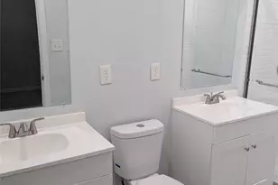 5737 Alvarado Dr, Houston, TX 77035 - Photo 11