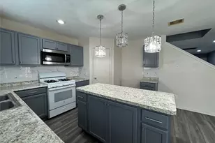 12006 Mallard Stream Ct, Houston, TX 77038 - Photo 9
