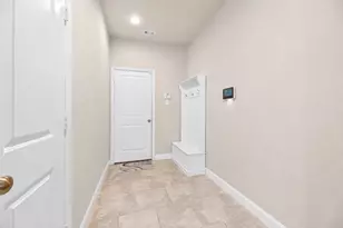 403 Marina View Dr, Webster, TX 77598 - Photo 19
