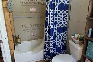 354 Haddock Dr, Palacios, TX 77465 - Photo 17