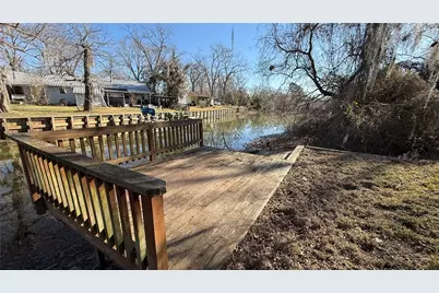 201 Hackberry Lane, Livingston, TX 77351 - Photo 25