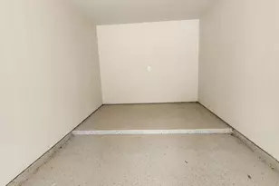 8051 Bay Branch Dr, The Woodlands, TX 77382 - Photo 15