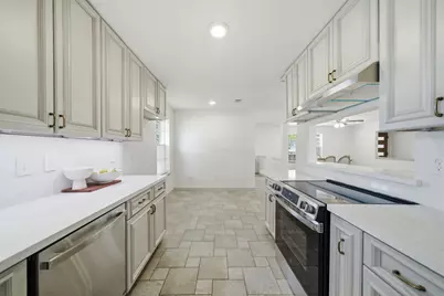 10423 Alcott Drive, Houston, TX 77043 - Photo 21