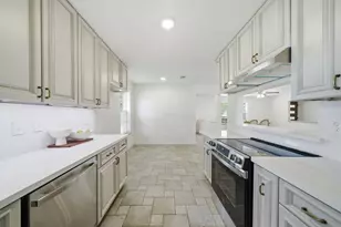 10423 Alcott Dr, Houston, TX 77043 - Photo 21
