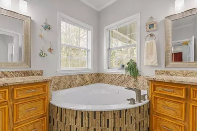 1001 Hemingway Drive, College Station, TX 77845 - Photo 15