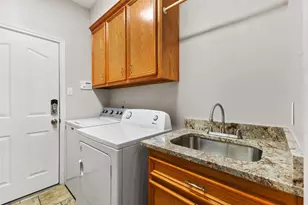 1001 Hemingway Dr, College Station, TX 77845 - Photo 27