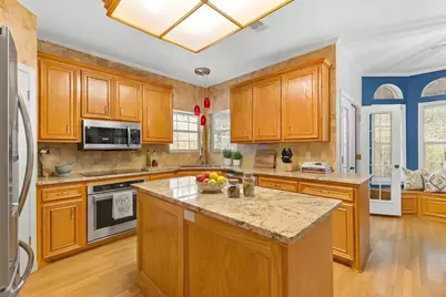 1001 Hemingway Drive, College Station, TX 77845 - Photo 9