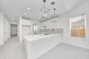 1017 Golden Glow Path, Magnolia, TX 77355 - Photo 13