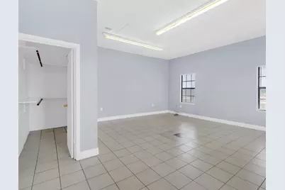 9678 I 10 Frontage Road #1, Sealy, TX 77474 - Photo 7