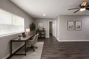 7515 Bayway Dr, Baytown, TX 77520 - Photo 5