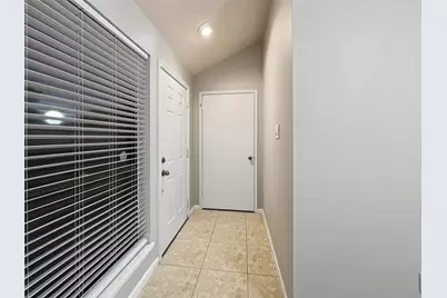 13768 Hollowgreen Drive #510, Houston, TX 77082 - Photo 7