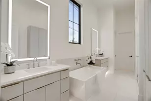 2702 Westgrove Ln, Houston, TX 77027 - Photo 15