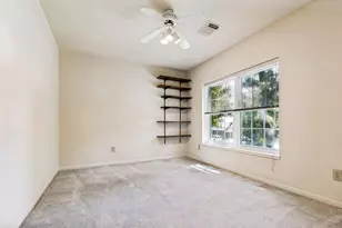 2 Windledge Pl, The Woodlands, TX 77381 - Photo 21