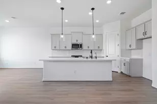 14811 Mission Ave, Mont Belvieu, TX 77523 - Photo 5