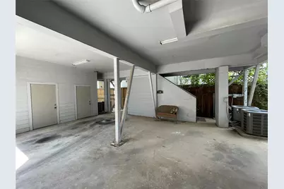 508 W Clay Street, Houston, TN 77019 - Photo 3