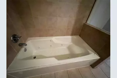 508 W Clay Street, Houston, TN 77019 - Photo 17