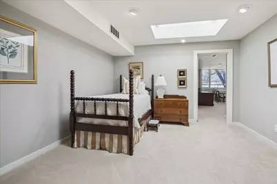 10 S Briar Hollow Lane #50, Houston, TX 77027 - Photo 19