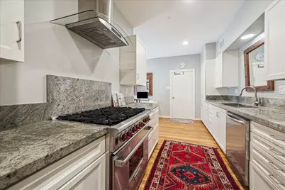 10 S Briar Hollow Lane #50, Houston, TX 77027 - Photo 15