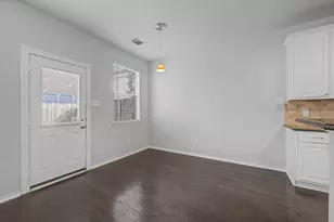 43 S Camellia Grove Cir, The Woodlands, TX 77382 - Photo 9