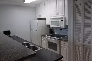 9520 Seawall Blvd, Galveston, TX 77554 - Photo 7