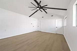 12306 Barbizon Dr, Houston, TX 77089 - Photo 11