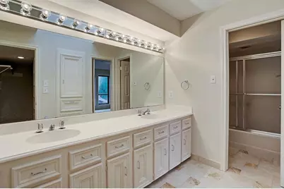 15747 Tanya Circle, Houston, TX 77079 - Photo 17