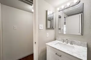 6001 Reims Rd, Houston, TX 77036 - Photo 7