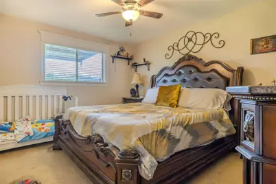 625 S Remington Drive, Angleton, TX 77515 - Photo 9