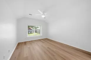 20007 Maple Village Dr, Cypress, TX 77433 - Photo 15