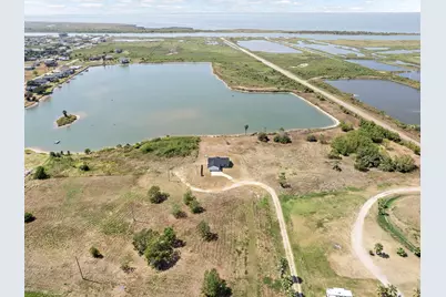 2055 Hwy 87, Crystal Beach, TX 77650 - Photo 29