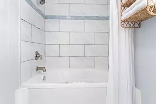 2055 Hwy 87, Crystal Beach, TX 77650 - Photo 19