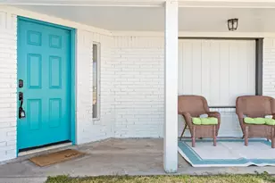 2055 Hwy 87, Crystal Beach, TX 77650 - Photo 5