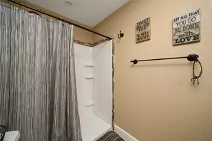 360 Hollyglenn St, Woodbranch, TX 77357 - Photo 19