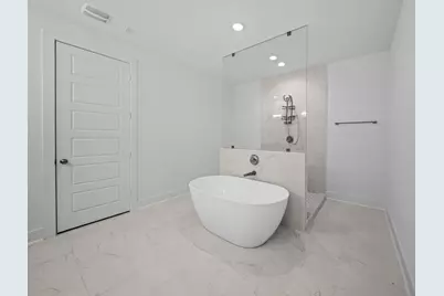 5612 Savyon Drive, Houston, TX 77091 - Photo 9