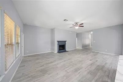 2406 Winter Trail Drive, Conroe, TX 77304 - Photo 9
