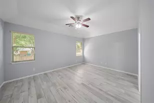 2406 Winter Trail Dr, Conroe, TX 77304 - Photo 27