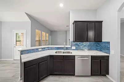 2406 Winter Trail Drive, Conroe, TX 77304 - Photo 13
