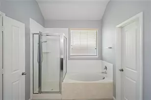 2406 Winter Trail Dr, Conroe, TX 77304 - Photo 23