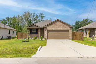 1605 Rd 5102, Cleveland, TX 77327 - Photo 23