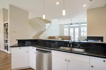 2437 South Boulevard #2, Houston, TX 77098 - Photo 19