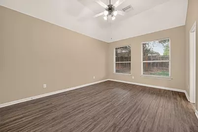 4903 Summer Ridge Drive, Conroe, TX 77303 - Photo 35