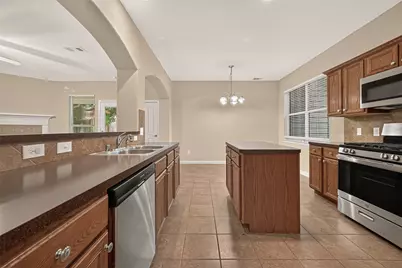 4903 Summer Ridge Drive, Conroe, TX 77303 - Photo 17